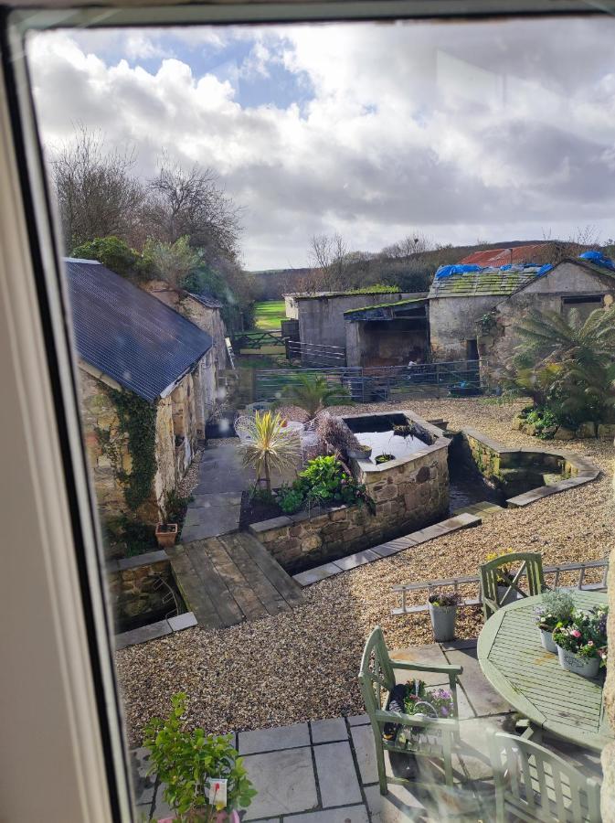 Pleasant Streams Barn Bed & Breakfast St Austell Exterior photo